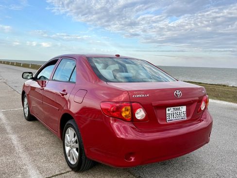 Used 2010 Toyota Corolla LE image 7