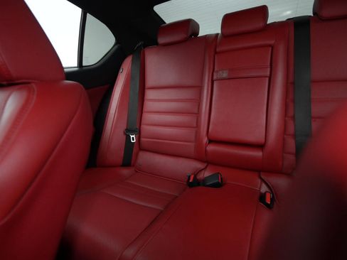 Used 2022 Lexus IS 350 F Sport image 39