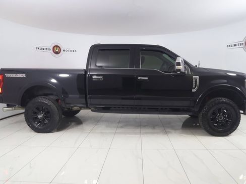 Used 2021 Ford F250 Platinum w/ Tremor Off-Road Package image 2