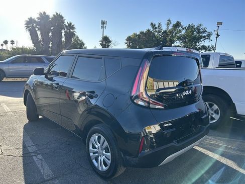 Used 2023 Kia Soul LX FWD image 31