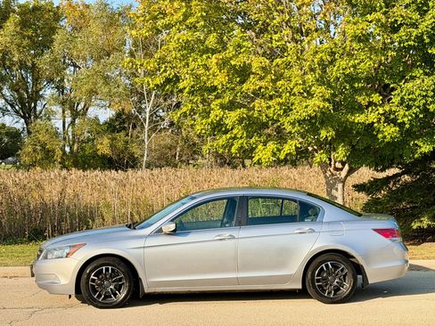 Used 2009 Honda Accord LX-P image 3
