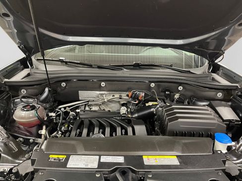 Used 2023 Volkswagen Atlas SE image 8