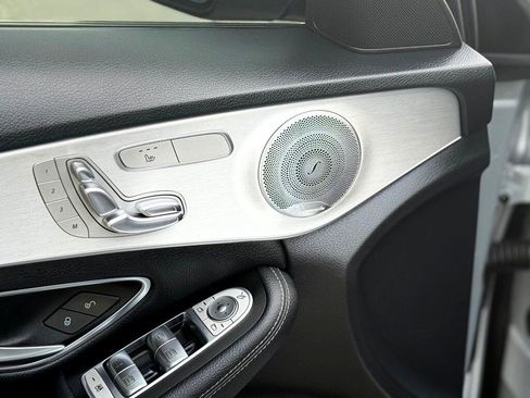 Used 2018 Mercedes-Benz C 300 4MATIC Sedan image 10