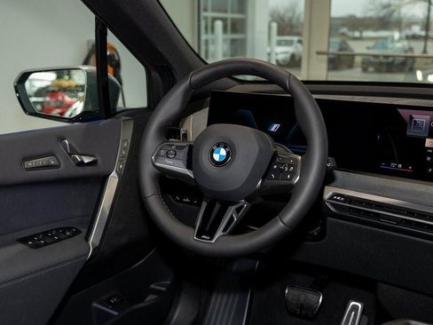 Used 2026 BMW iX xDrive60 w/ M Sport Package AWD/4WD image 39