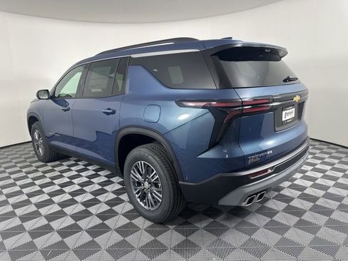 New 2026 Chevrolet Traverse LT w/ Enhanced Driving Package image 6