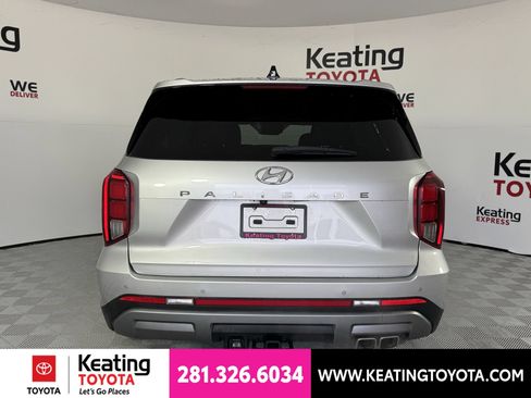 Used 2024 Hyundai Palisade Limited FWD image 6
