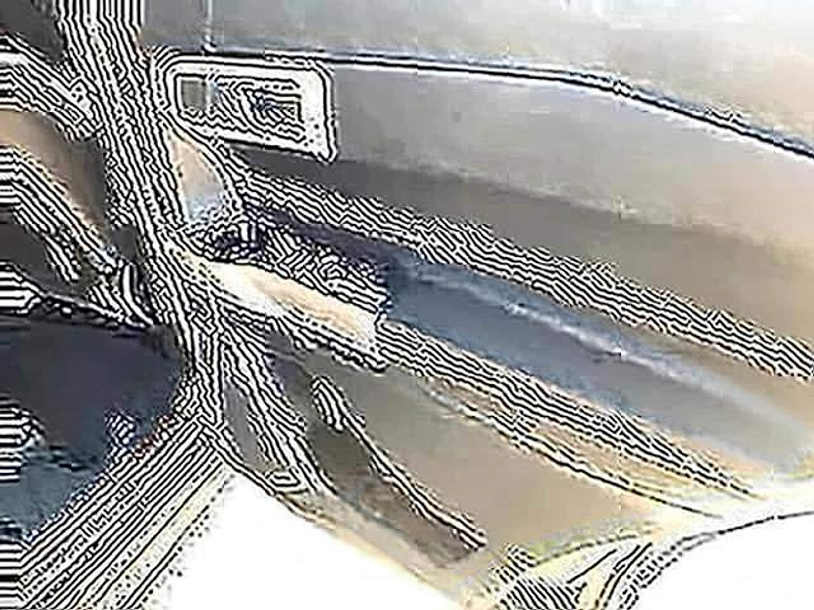 Used 2024 Ford Explorer XLT w/ Equipment Group 202A RWD image 5