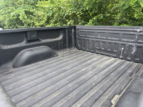 Used 2018 GMC Sierra 1500 SLT AWD/4WD image 6