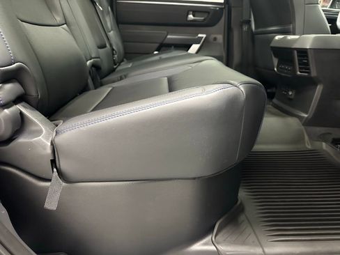 Used 2025 Toyota Tundra Platinum AWD/4WD image 57