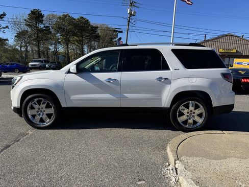 Used 2017 GMC Acadia Limited SLT AWD/4WD image 5