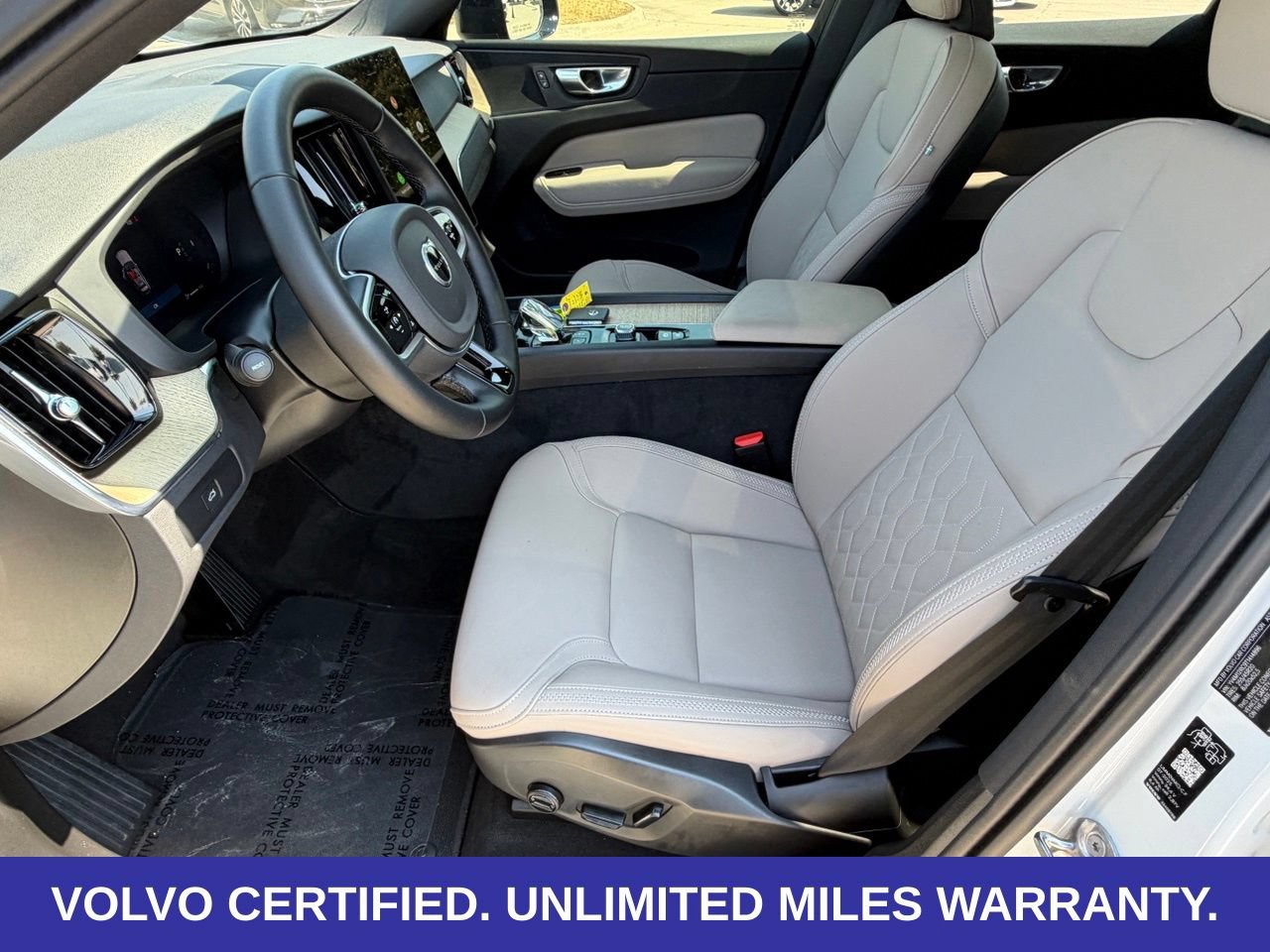 Certified 2026 Volvo XC60 B5 Plus AWD/4WD image 24
