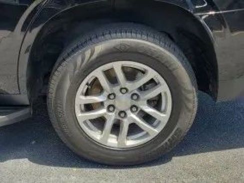 Used 2022 Chevrolet Tahoe LT image 21