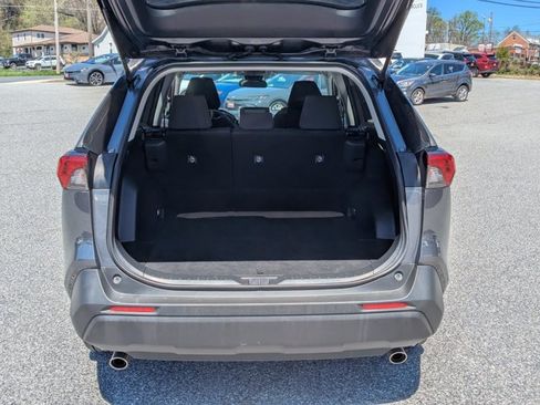 Used 2025 Toyota RAV4 LE image 7