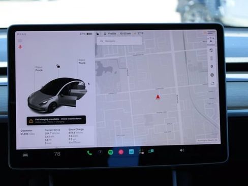 Used 2018 Tesla Model 3 Long Range RWD image 13
