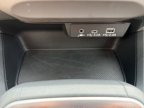 Certified 2025 Subaru Crosstrek 2.0i Premium image 36