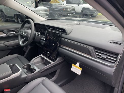 New 2026 GMC Terrain Denali image 29