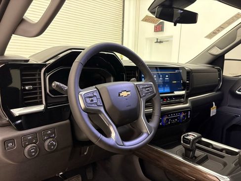 New 2026 Chevrolet Silverado 1500 LT AWD/4WD image 2