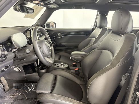 Used 2023 MINI Cooper SE image 23