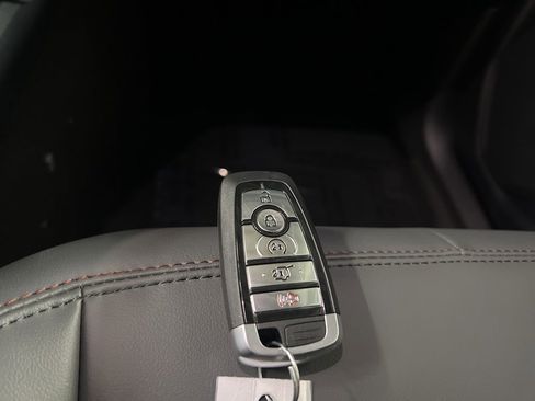 New 2026 Ford Explorer Active w/ Active Comfort Package image 35