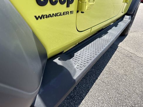 Used 2024 Jeep Wrangler Unlimited Sport AWD/4WD image 12
