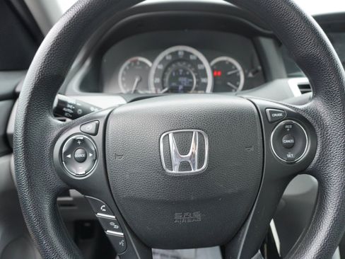 Used 2013 Honda Accord LX image 19