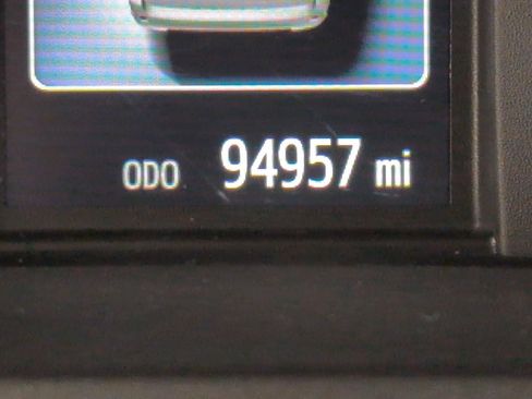Used 2018 Toyota Sienna XLE w/ XLE Navigation Package FWD image 3