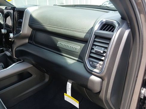 New 2026 RAM 2500 Laramie AWD/4WD image 27