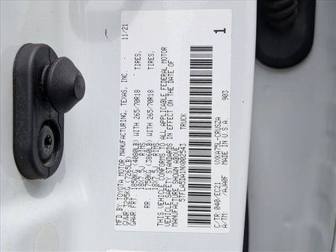 Used 2022 Toyota Tundra SR5 w/ SR5 Premium Package AWD/4WD image 20