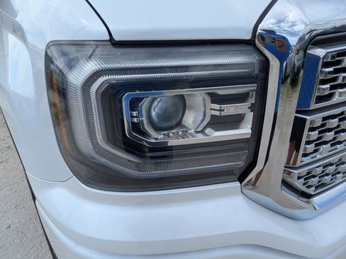 Used 2018 GMC Sierra 1500 Denali w/ Denali Ultimate Package image 9