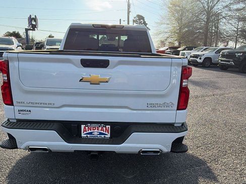 New 2026 Chevrolet Silverado 1500 High Country AWD/4WD image 6
