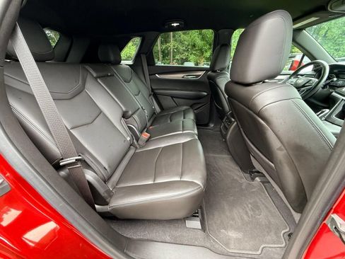 Used 2022 Cadillac XT5 Luxury AWD/4WD image 32