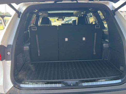 New 2026 Toyota Grand Highlander AWD Hybrid image 35