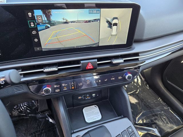 New 2026 Kia Sportage SX FWD image 7