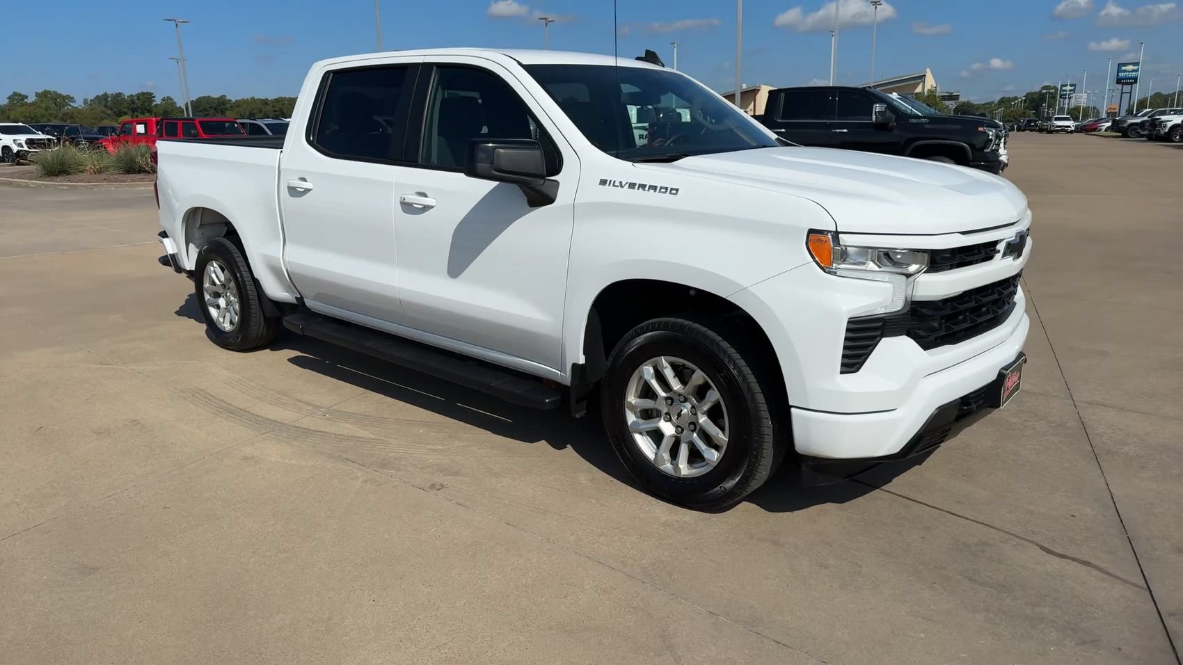 Used 2025 Chevrolet Silverado 1500 RST RWD image 3