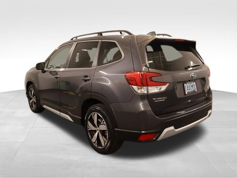Used 2020 Subaru Forester Touring AWD/4WD image 4