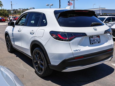 Certified 2024 Honda HR-V Sport image 21