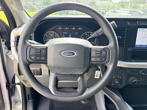 Used 2023 Ford F250 XLT w/ 360-Degree Camera Package AWD/4WD image 18