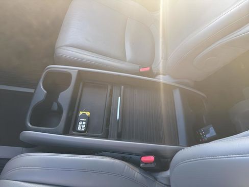 Used 2024 Honda Odyssey Touring image 20