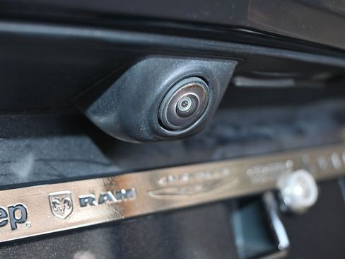 Used 2023 Chevrolet Corvette Stingray Premium Conv w/ Z51 Performance Package image 42