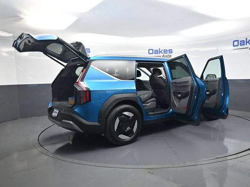 New 2026 Kia EV9 Wind AWD/4WD image 57
