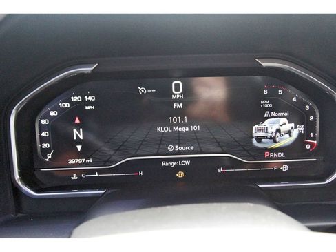 Used 2025 GMC Sierra 2500 Denali Ultimate AWD/4WD image 10