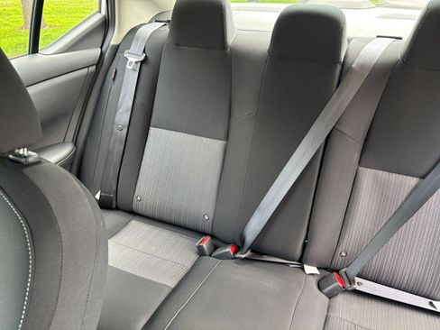 Used 2025 Nissan Sentra SV FWD image 34