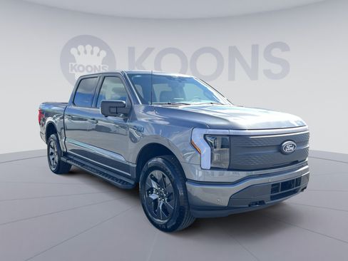 New 2025 Ford F150 Lightning Flash AWD/4WD image 10