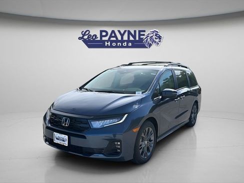 New 2026 Honda Odyssey Touring image 2