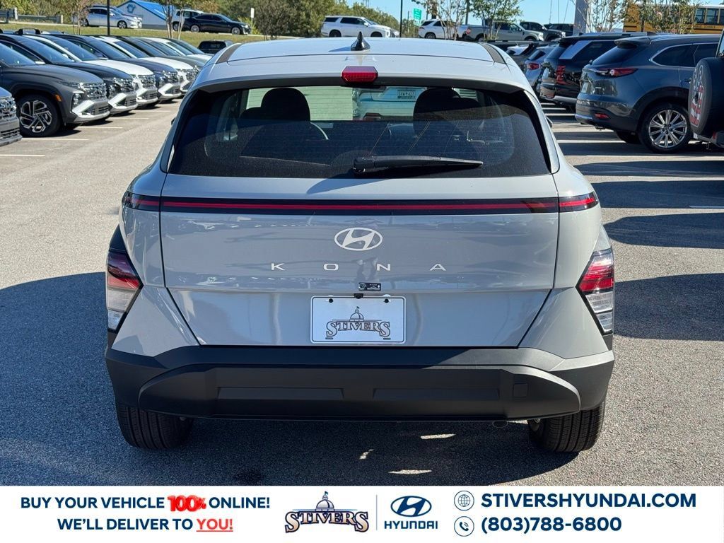 Used 2026 Hyundai Kona SE FWD image 11