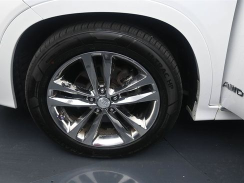 Used 2014 Kia Sorento SX w/ 3rd Row Package AWD/4WD image 16