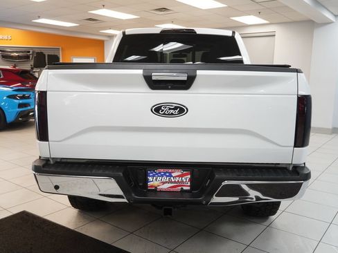 Used 2015 Ford F150 XLT w/ Equipment Group 302A Luxury AWD/4WD image 8