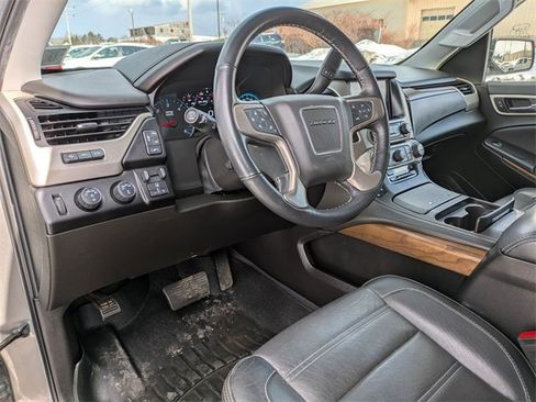 Used 2019 GMC Yukon Denali w/ Open Road Package image 8