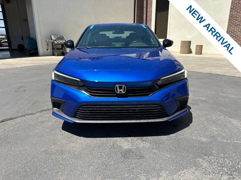 Used 2024 Honda Civic Sport image 2
