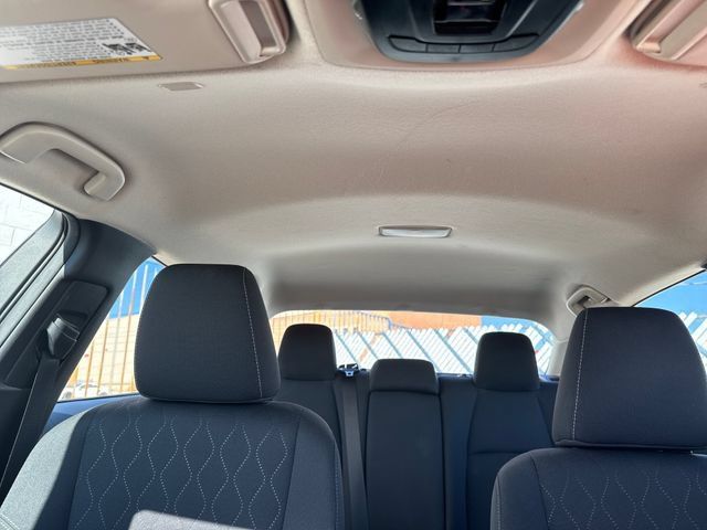 Used 2025 Toyota Corolla LE FWD image 21